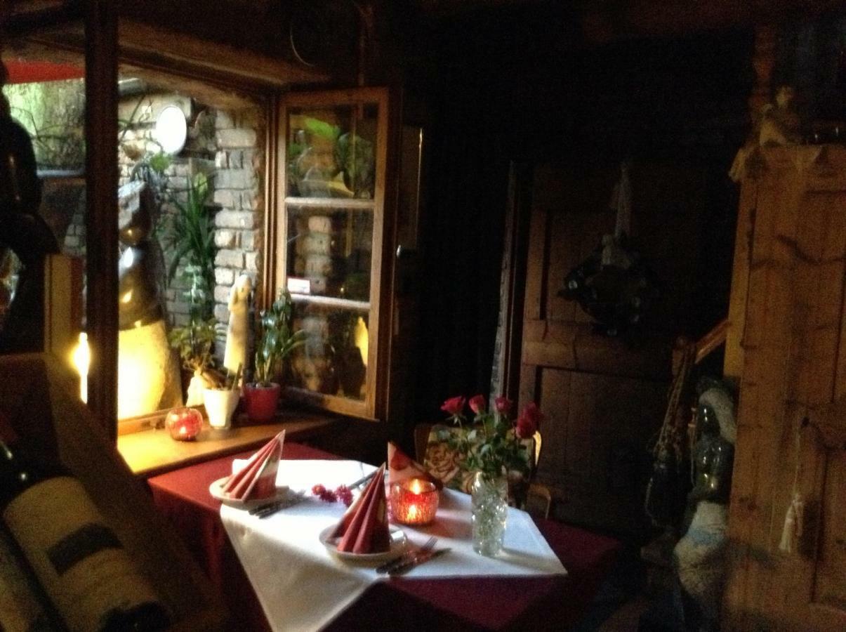 Holiday home Gaestehaus Chateau D'orsay Rheinberg